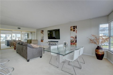 Condominio en venta en Fort Lauderdale, Florida, 2 dormitorios, 118.54 m2 № 1102215 - foto 21