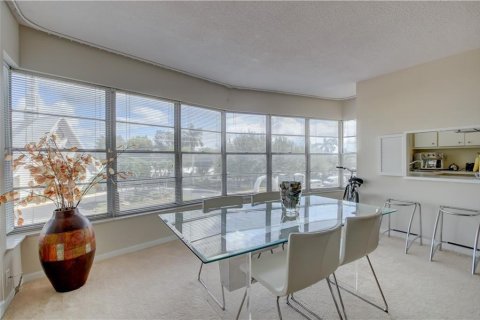 Condo in Fort Lauderdale, Florida, 2 bedrooms  № 1102215 - photo 19