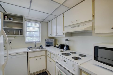 Condo in Fort Lauderdale, Florida, 2 bedrooms  № 1102215 - photo 15