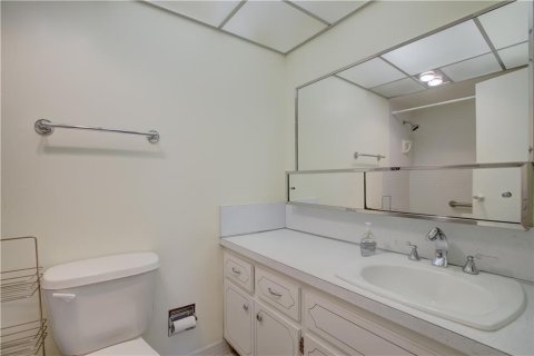 Condo in Fort Lauderdale, Florida, 2 bedrooms  № 1102215 - photo 9