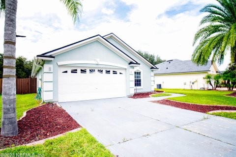 Villa ou maison à vendre à Saint Augustine, Floride: 4 chambres, 170.94 m2 № 777610 - photo 2