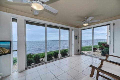 Condominio en venta en Punta Gorda, Florida, 2 dormitorios, 146.88 m2 № 1148058 - foto 17