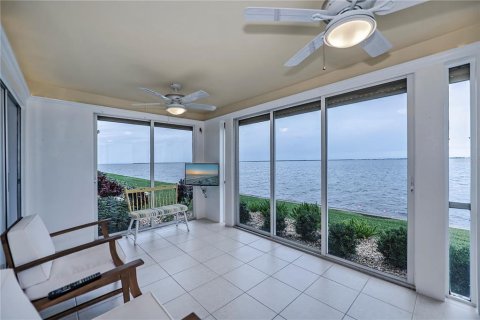 Condo in Punta Gorda, Florida, 2 bedrooms  № 1148058 - photo 15