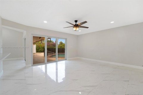 Villa ou maison à vendre à Plantation, Floride: 4 chambres, 205.59 m2 № 1160558 - photo 23