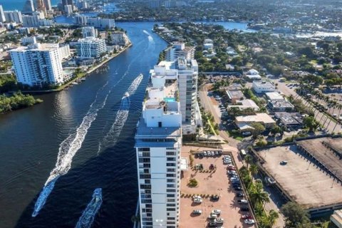 Condo in Fort Lauderdale, Florida, 2 bedrooms  № 936776 - photo 6