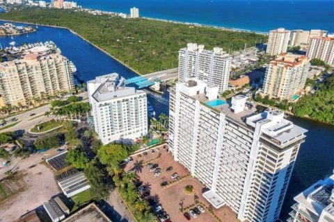 Condo in Fort Lauderdale, Florida, 2 bedrooms  № 936776 - photo 22