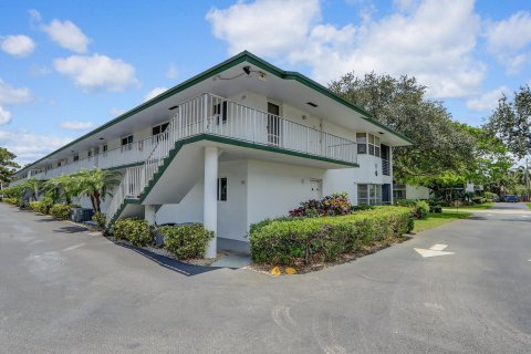 Condo in Tequesta, Florida, 2 bedrooms  № 1183740 - photo 16