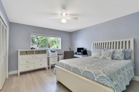 Condo in Tequesta, Florida, 2 bedrooms  № 1183740 - photo 22