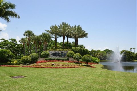 Touwnhouse à vendre à Boynton Beach, Floride: 2 chambres, 176.7 m2 № 1160715 - photo 1