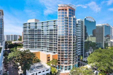 Condo in Orlando, Florida, 1 bedroom  № 1326075 - photo 1