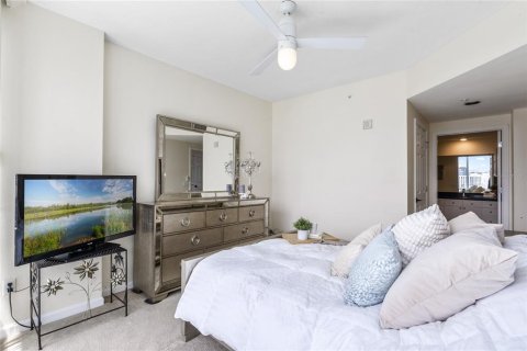 Condo in Orlando, Florida, 1 bedroom  № 1326075 - photo 18