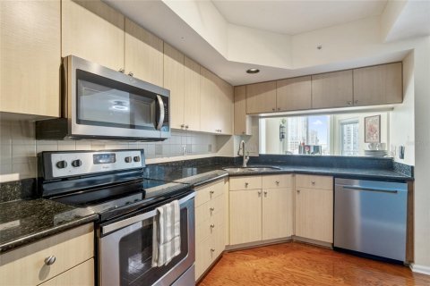 Condominio en venta en Orlando, Florida, 1 dormitorio, 95.04 m2 № 1326075 - foto 12