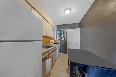 Immobilier commercial à vendre à Opa-locka, Floride: 190.82 m2 № 1325890 - photo 21