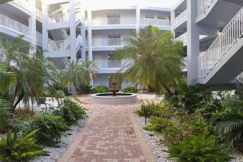 Copropriété à vendre à Punta Gorda, Floride: 2 chambres, 125.51 m2 № 831964 - photo 2