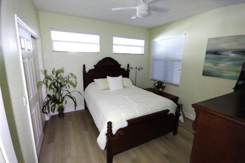 Copropriété à vendre à Punta Gorda, Floride: 2 chambres, 125.51 m2 № 831964 - photo 11