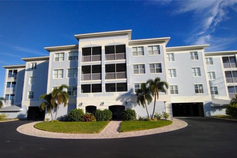 Copropriété à vendre à Punta Gorda, Floride: 2 chambres, 125.51 m2 № 831964 - photo 1