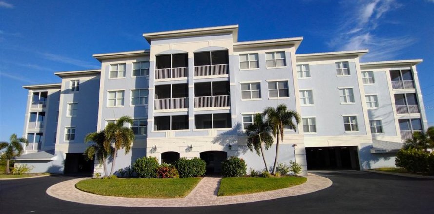 Condominio en Punta Gorda, Florida, 2 dormitorios  № 831964