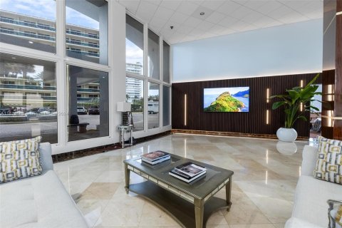 Condo in Fort Lauderdale, Florida, 1 bedroom  № 1401349 - photo 6