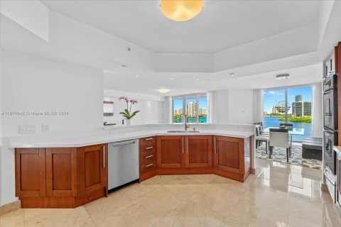 Copropriété à vendre à Aventura, Floride: 3 chambres, 285.12 m2 № 1401345 - photo 7