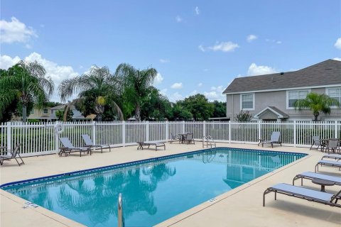 Townhouse in Brandon, Florida 2 bedrooms, 129.69 sq.m. № 1322895 - photo 25