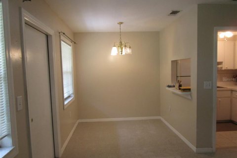 Condo in Saint Petersburg, Florida, 1 bedroom  № 1322937 - photo 4