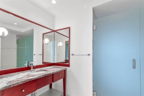 Condominio en venta en Miami Beach, Florida, 3 dormitorios, 186.73 m2 № 1351582 - foto 17