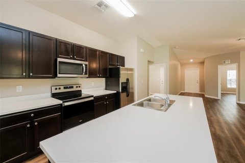 Casa en venta en Port Charlotte, Florida, 4 dormitorios, 170.29 m2 № 1352767 - foto 5