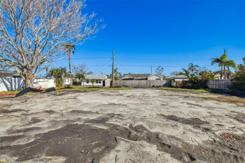 Terreno en venta en Madeira Beach, Florida № 1419025 - foto 3