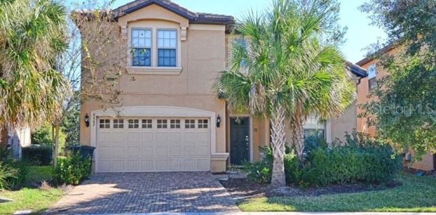 House in Kissimmee, Florida 8 bedrooms, 375.42 sq.m. № 1288781