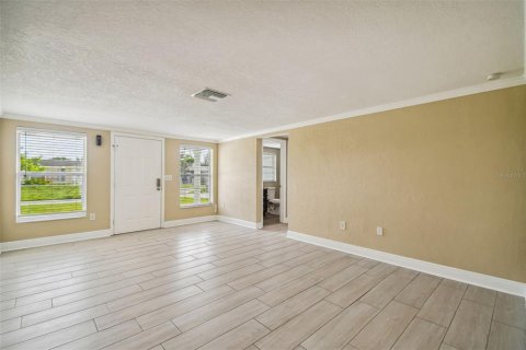 Villa ou maison à vendre à Port Richey, Floride: 3 chambres, 121.33 m2 № 1354043 - photo 5