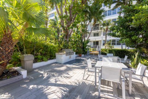 Condominio en venta en Fort Lauderdale, Florida, 1 dormitorio, 105.72 m2 № 1162896 - foto 11