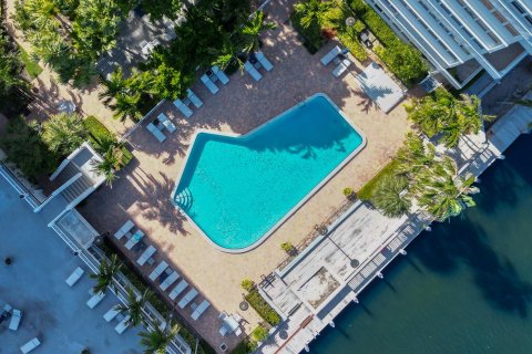 Copropriété à vendre à Fort Lauderdale, Floride: 1 chambre, 105.72 m2 № 1162896 - photo 2