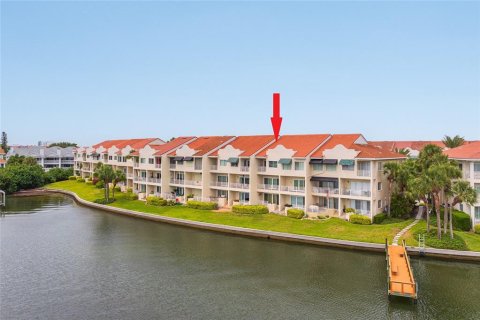 Touwnhouse à vendre à Saint Pete Beach, Floride: 4 chambres, 211.35 m2 № 1371541 - photo 30