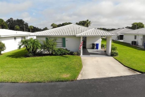 Villa ou maison à vendre à Lakeland, Floride: 2 chambres, 128.21 m2 № 1355996 - photo 4