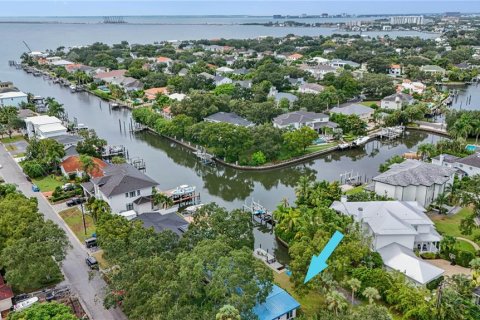 Villa ou maison à vendre à Tampa, Floride: 4 chambres, 175.77 m2 № 1391429 - photo 16