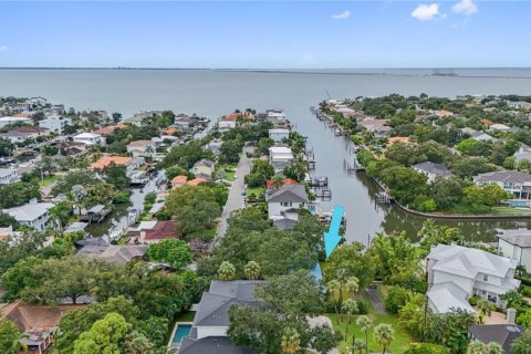 Villa ou maison à vendre à Tampa, Floride: 4 chambres, 175.77 m2 № 1391429 - photo 19