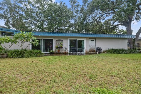 Villa ou maison à vendre à Tampa, Floride: 4 chambres, 175.77 m2 № 1391429 - photo 13