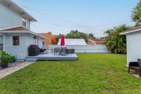 Casa en venta en West Palm Beach, Florida, 4 dormitorios, 199.93 m2 № 1409027 - foto 24