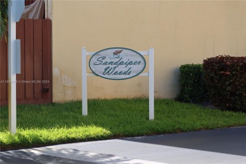 Townhouse in Dania Beach, Florida 2 bedrooms, 153.29 sq.m. № 1372759 - photo 21