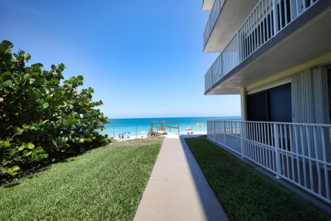 Copropriété à vendre à Vero Beach, Floride: 2 chambres, 91.04 m2 № 1208188 - photo 2