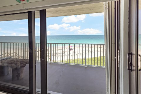 Copropriété à vendre à Vero Beach, Floride: 2 chambres, 91.04 m2 № 1208188 - photo 5