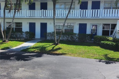 Condominio en venta en Stuart, Florida, 1 dormitorio, 64.66 m2 № 1092183 - foto 1