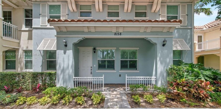 Townhouse in Cooper City, Florida 3 bedrooms, 164.44 sq.m. № 1097292