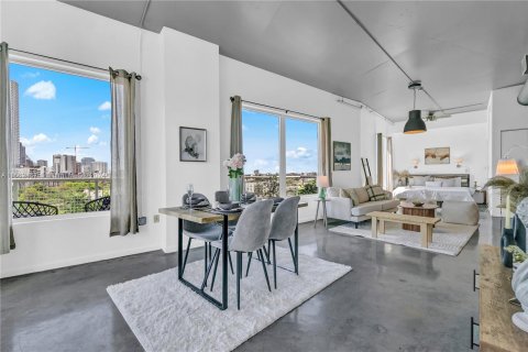 Copropriété à vendre à Miami, Floride: 2 chambres, 99.68 m2 № 1097293 - photo 25