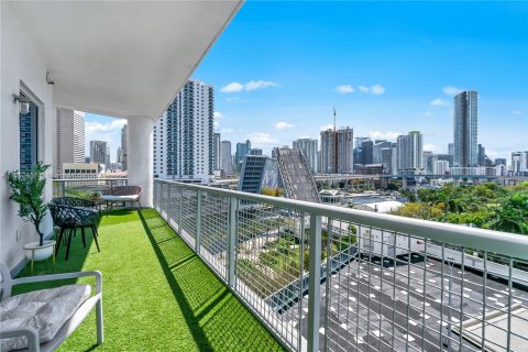 Copropriété à vendre à Miami, Floride: 2 chambres, 99.68 m2 № 1097293 - photo 8