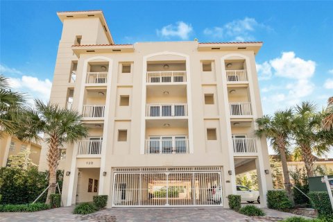 Copropriété à vendre à Coral Gables, Floride: 2 chambres, 139.07 m2 № 860041 - photo 1