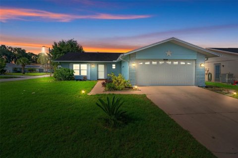 Villa ou maison à vendre à Port Richey, Floride: 2 chambres, 145.58 m2 № 1314765 - photo 1