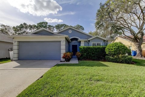 House in Tampa, Florida 3 bedrooms, 145.02 sq.m. № 1437256 - photo 2