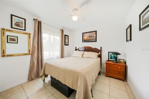 Casa en venta en North Port, Florida, 3 dormitorios, 108.7 m2 № 1133190 - foto 14