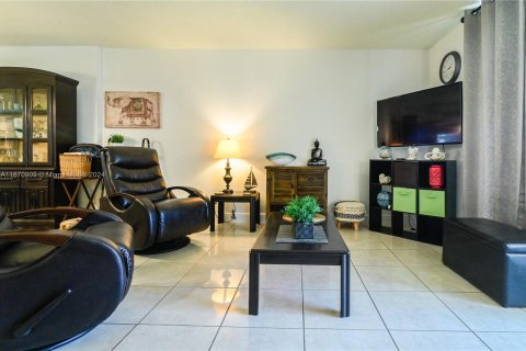 Copropriété à vendre à Dania Beach, Floride: 2 chambres, 106.28 m2 № 1395849 - photo 21